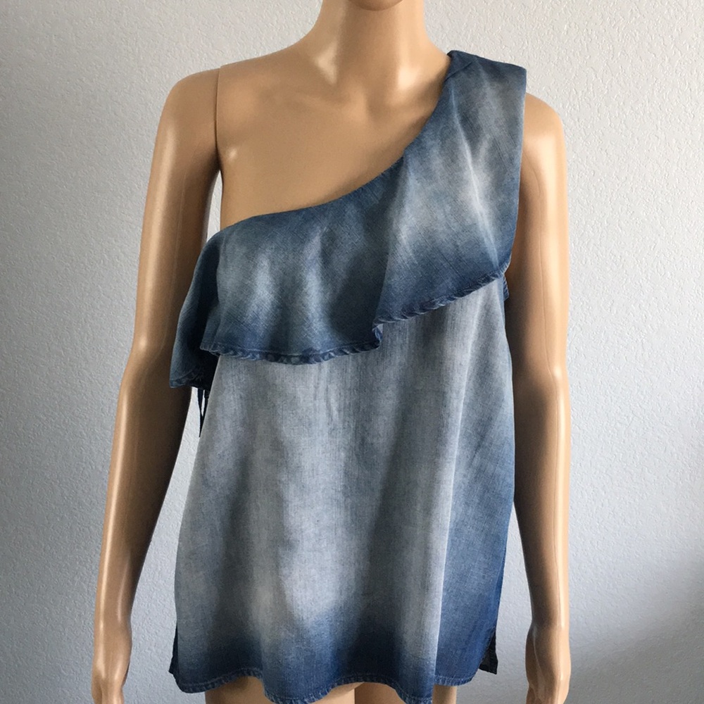 Adorable 1 shoulder jean top